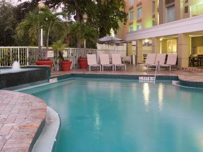 outdoor pool - hotel springhill ste fort lauderdale airport - dania beach, united states of america