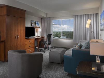 suite 1 - hotel courtyard f lauderdale aprt cruise port - dania beach, united states of america