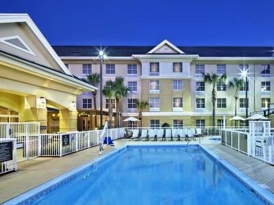 outdoor pool - hotel homewood suites speedway airport - daytona beach, united states of america