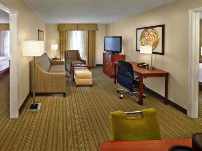 bedroom - hotel homewood suites speedway airport - daytona beach, united states of america