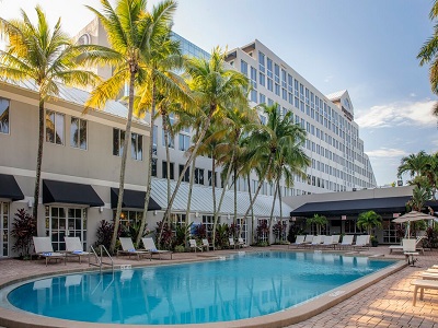 outdoor pool - hotel doubletree deerfield beach - boca raton - deerfield beach, united states of america