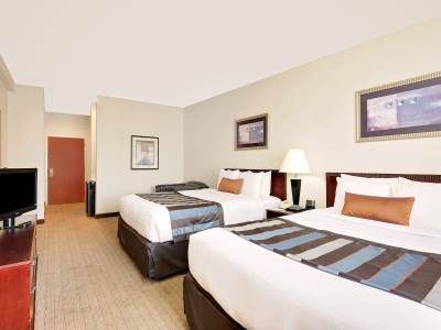 bedroom 5 - hotel wingate by wyndham destin - destin, united states of america