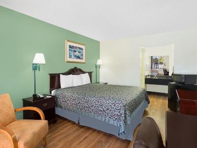 bedroom - hotel travelodge by wyndham fort myers north - fort myers, united states of america