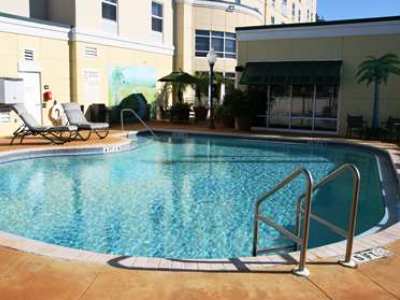 outdoor pool - hotel hampton inn and suites deerwood park - jacksonville, florida, united states of america