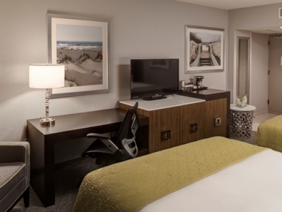 bedroom 1 - hotel doubletree jacksonville airport - jacksonville, florida, united states of america