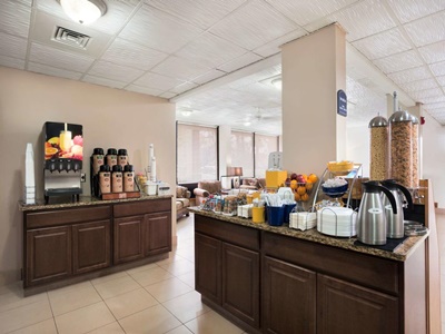 breakfast room - hotel days inn by wyndham jacksonville airport - jacksonville, florida, united states of america