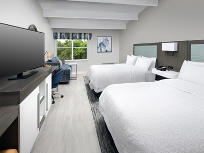 bedroom 2 - hotel hampton inn marathon - florida keys - marathon, united states of america