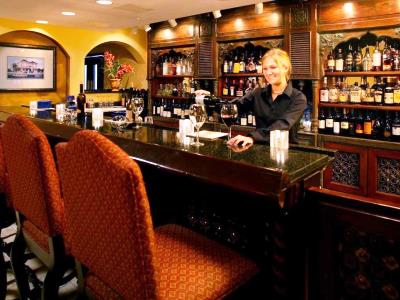 bar - hotel hilton st augustine historic bayfront - st augustine, united states of america