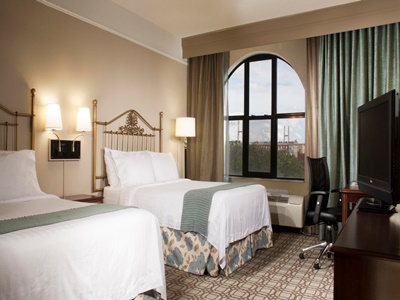 bedroom - hotel spark by hilton sarasota siesta key gate - sarasota, united states of america