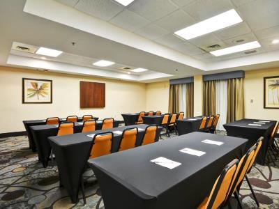 conference room - hotel hampton inn sarasota i-75 bee ridge - sarasota, united states of america