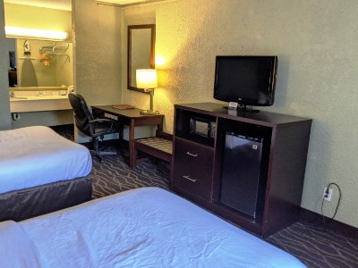 bedroom 1 - hotel days inn by wyndham stuart - stuart, florida, united states of america