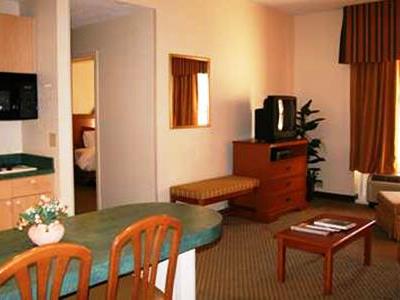 bedroom 2 - hotel hampton inn venice bayside s sarasota - venice, florida, united states of america