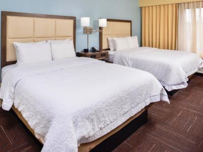 bedroom 1 - hotel hampton inn vero beach - vero beach, united states of america