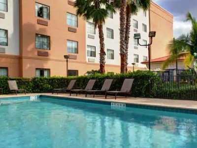 outdoor pool - hotel homewood suite by hilton west palm beach - west palm beach, united states of america