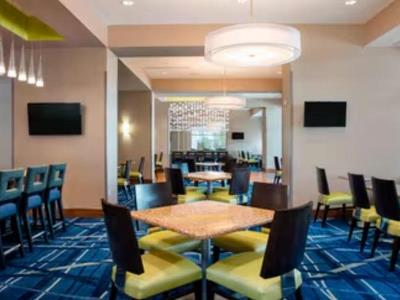breakfast room - hotel springhill suites at flamingo crossings - winter garden, united states of america