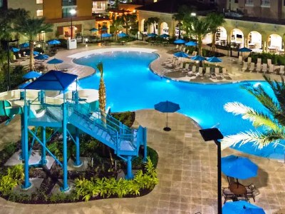 outdoor pool - hotel homewood suites at flamingo crossings - winter garden, united states of america