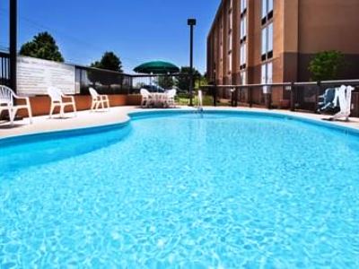 outdoor pool - hotel hampton inn athens - athens, georgia, united states of america