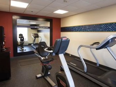 gym - hotel hampton inn moultrie - moultrie, united states of america