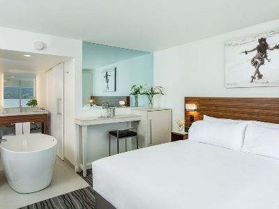 bedroom - hotel grand naniloa doubletree - hilo, united states of america