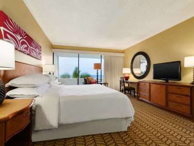 bedroom 1 - hotel outrigger kona resort and spa - kailua kona, united states of america