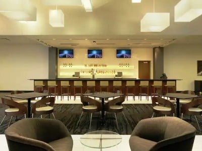 bar - hotel doubletree by hilton convention complex - cedar rapids, united states of america