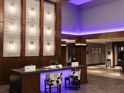 lobby - hotel revel des moines, tapestry collection - urbandale, united states of america