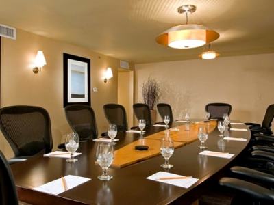 conference room - hotel doubletree chicago - arlington heights - arlington heights, united states of america