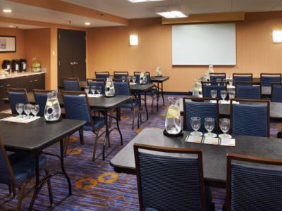conference room - hotel courtyard chicago south - arlington heights, united states of america