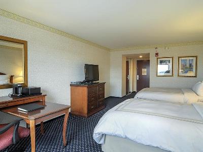 bedroom 2 - hotel chicago marriott southwest at burr ridge - burr ridge, united states of america