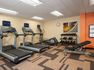 gym - hotel courtyard chicago glenview / northbrook - glenview, united states of america