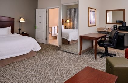 bedroom 1 - hotel hampton inn litchfield - litchfield, illinois, united states of america