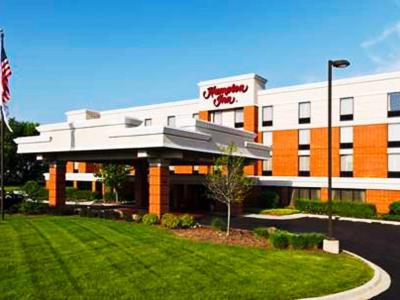 exterior view - hotel hampton inn mchenry - mchenry, united states of america