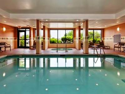 indoor pool - hotel hampton inn mchenry - mchenry, united states of america