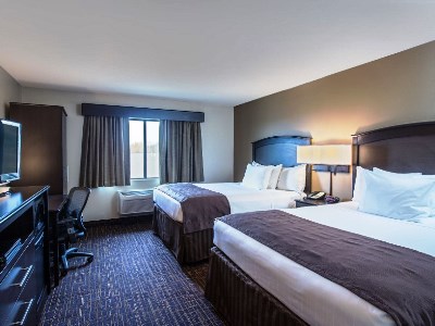 bedroom - hotel americinn by wyndham peoria - peoria, illinois, united states of america