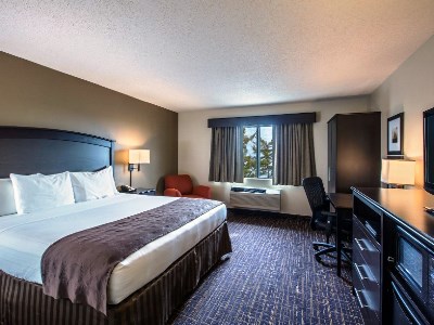 bedroom 1 - hotel americinn by wyndham peoria - peoria, illinois, united states of america