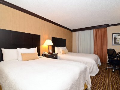 bedroom 4 - hotel wyndham garden chicago northwest - schaumburg, united states of america