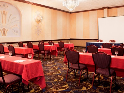 conference room - hotel four points sheraton chicago o'hare apt - schiller park, united states of america