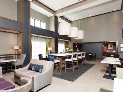 lobby - hotel hampton inn and suites michigan city - michigan city, united states of america