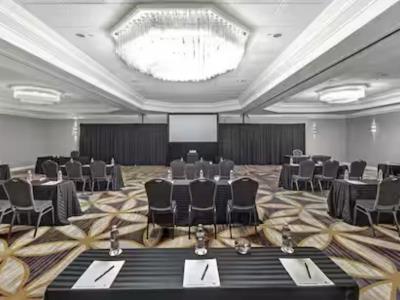 conference room - hotel doubletree by hilton wichita airport - wichita, united states of america