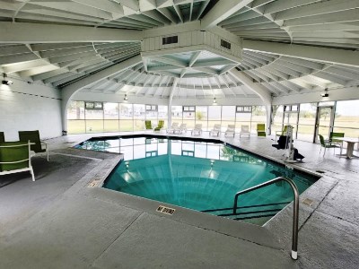 indoor pool - hotel hawthorn suites wyndham wichita airport - wichita, united states of america