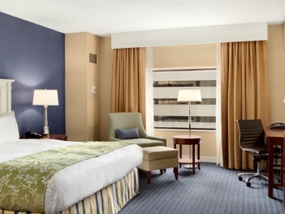 bedroom 5 - hotel hilton lexington/downtown - lexington, kentucky, united states of america