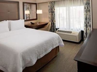 bedroom 1 - hotel hampton inn louisville downtown - louisville, kentucky, united states of america