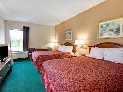 bedroom 1 - hotel days inn n ste by wyndham louisville sw - louisville, kentucky, united states of america