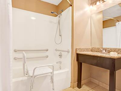 bathroom - hotel super 8 by wyndham louisville airport - louisville, kentucky, united states of america