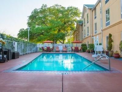outdoor pool - hotel hampton inn suites new orleans-elmwood - harahan, united states of america