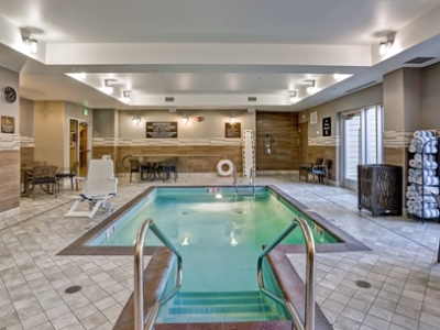 indoor pool - hotel homewood suites boston longwood medical - brookline, united states of america
