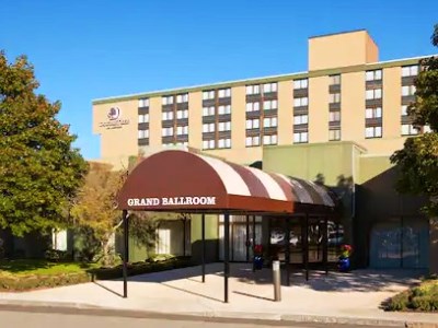 exterior view 1 - hotel doubletree boston north shore - danvers, united states of america