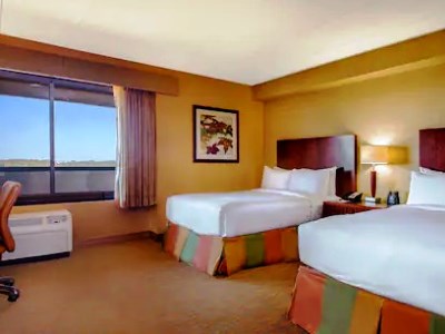 bedroom 1 - hotel doubletree boston north shore - danvers, united states of america