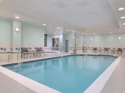 indoor pool - hotel hilton garden inn worcester - worcester, united states of america
