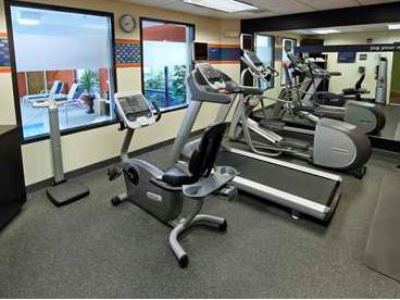 gym - hotel hampton inn hagerstown-i-81 - hagerstown, united states of america
